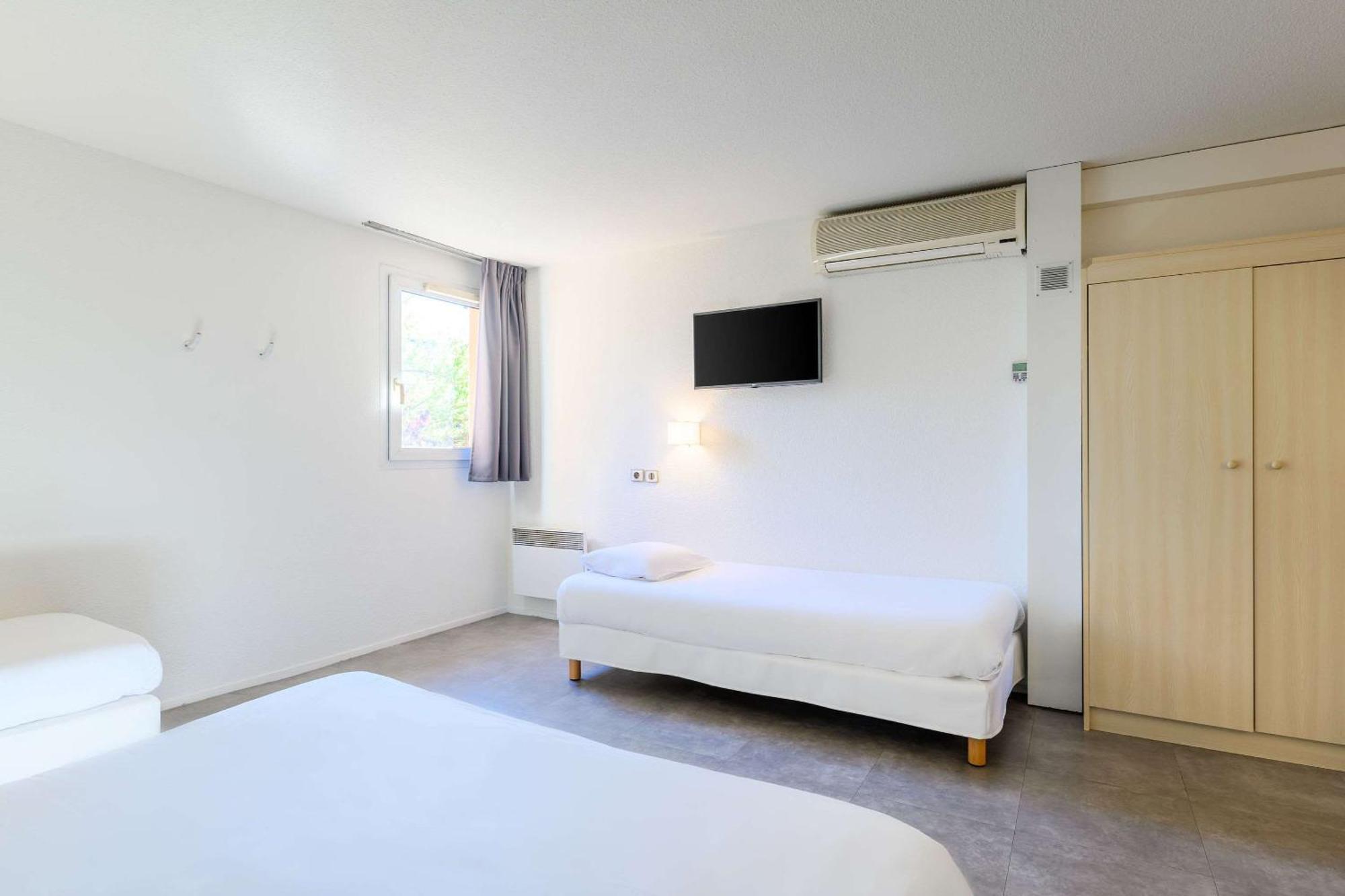 Comfort Hotel Orleans Saran Eksteriør billede