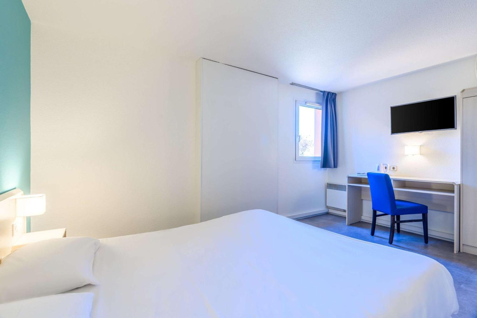 Comfort Hotel Orleans Saran Eksteriør billede